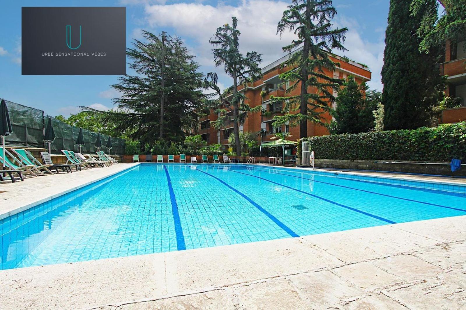 Large With Swimming Pool And Tennis Court Near The Station Appartamento *